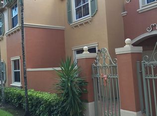2207 Clipper Pl, Fort Lauderdale, FL 33312