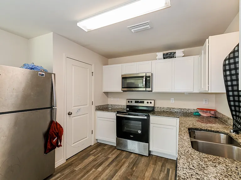 27329 Senator Dr — Photo 12
