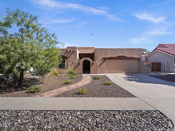 2nd image of 317 Vicolo Pavia Ln
