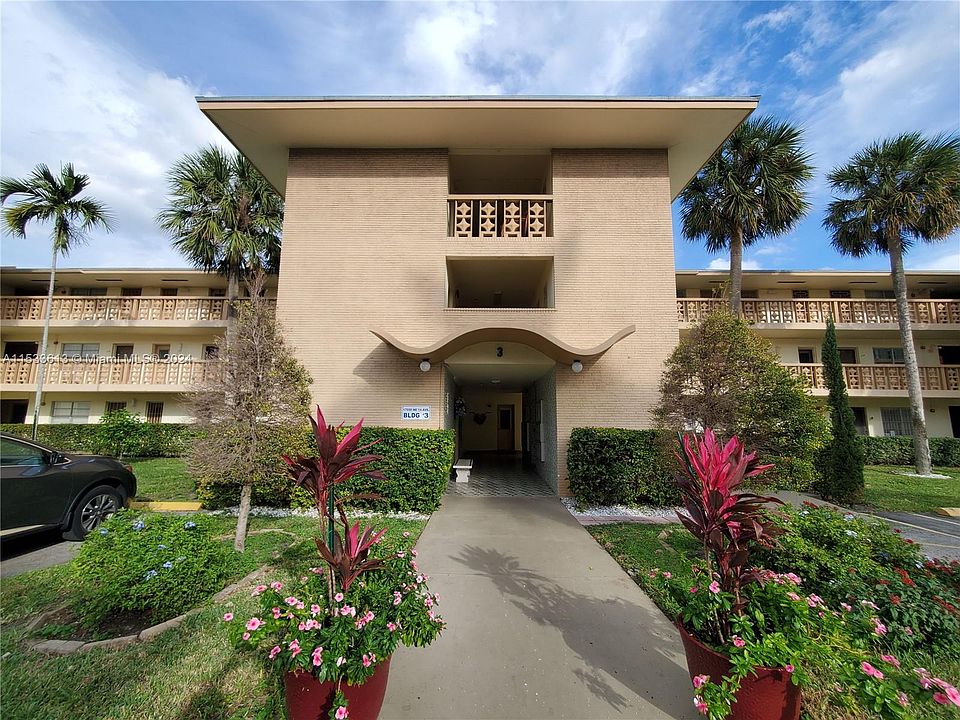 1st image of 17050 NE 14th Ave APT 208