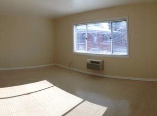 1314 Carol St #3C, Park Ridge, IL 60068