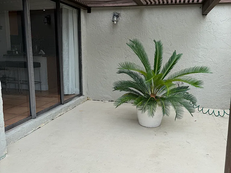 10020 NW 9th Street Cir #103 — Photo 2