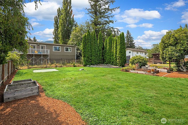 2nd image of 39151 SE Delta Street