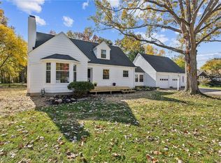 106 Berkley Rd, Elyria, OH 44035