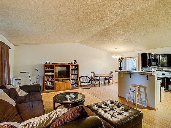 2nd image of 6509 Charter Dr