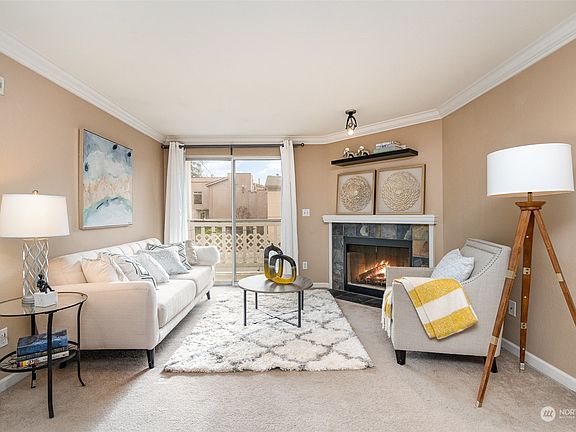 2nd image of 1003 156th Avenue NE #A205