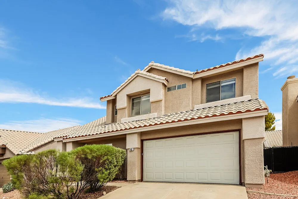 3 bed, 2.5 bath, 1603 sqft, $2,270 — Photo 4