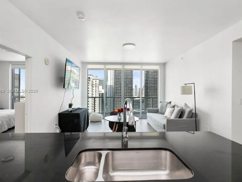 1111 SW 1st Ave #3222