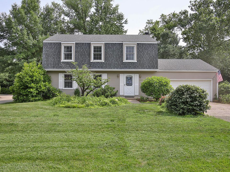 1st image of 3029 Bunker Hill Dr
