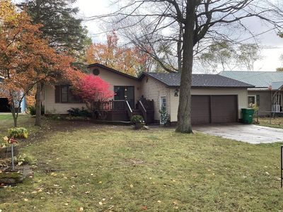 313 Eastland Dr, Leroy, MI, 49655