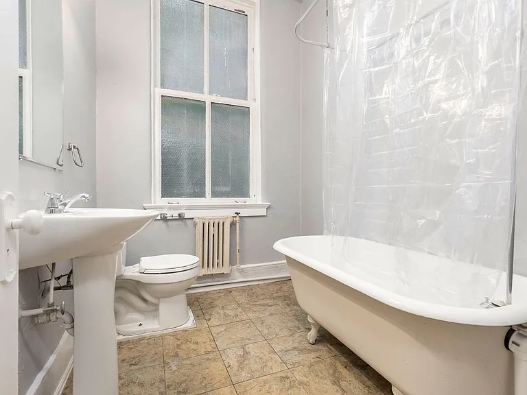 222 W Magnolia Ave — Photo 30