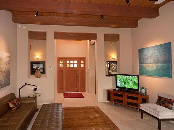 Entry Area to Living Room
