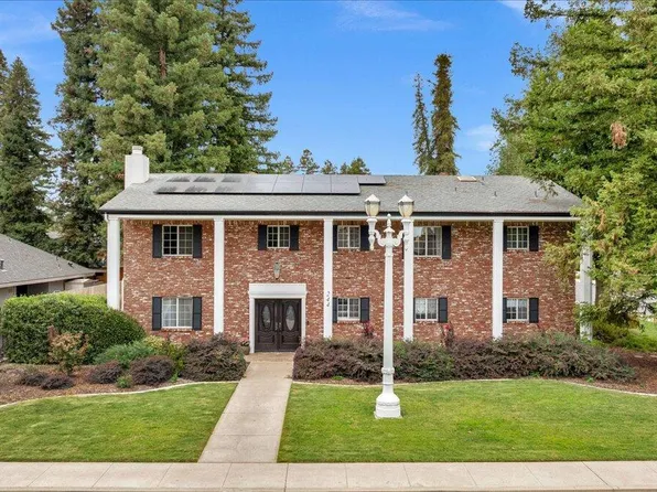 244 E Dorothea Court, Visalia, CA 93277