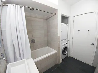 Rented by R New York