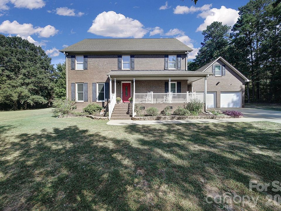 1st image of 2155 Strawberry Rd