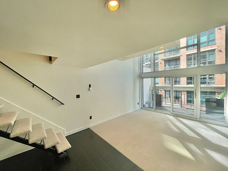 1000 Union St #311 — Photo 5
