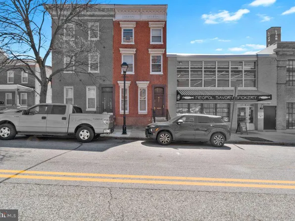 871 Hollins St, Baltimore, MD 21201