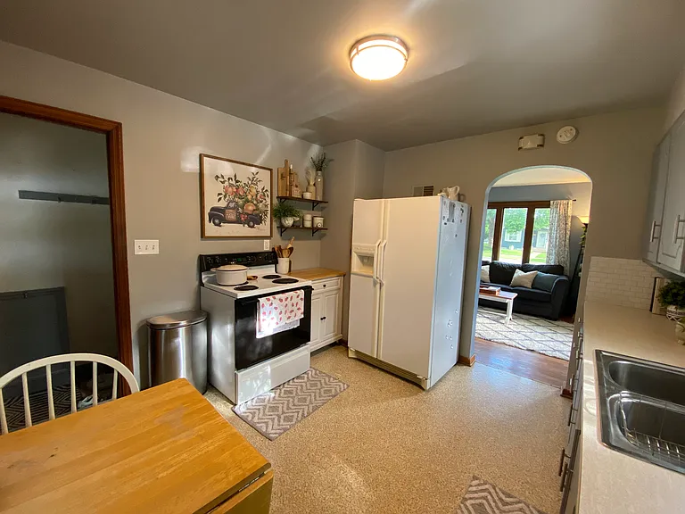 2150 Hyde Ave — Photo 7