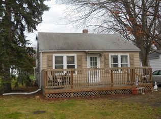 7915 Elm Ave, Machesney Park, IL 61115