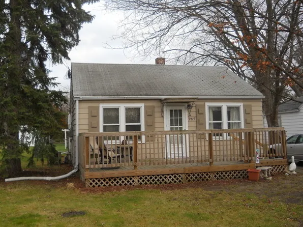 7915 Elm Ave, Machesney Park, IL 61115