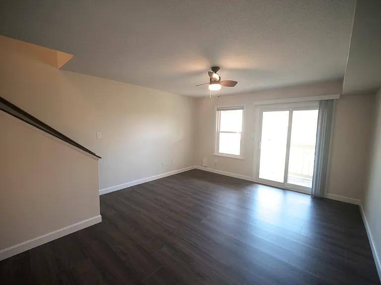 3114 E Covenanter Dr — Photo 12