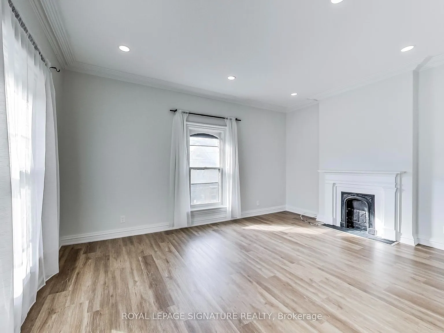 102 West Ave S — Photo 4
