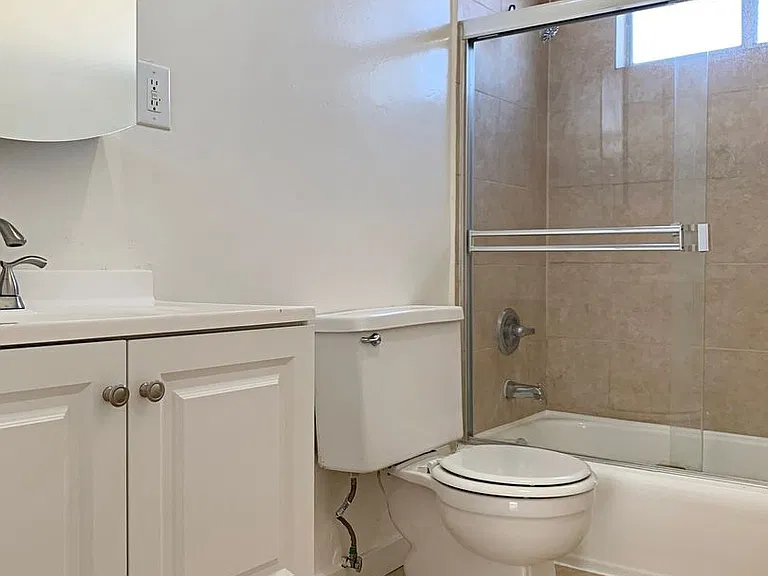 3105 S Durango Ave — Photo 10