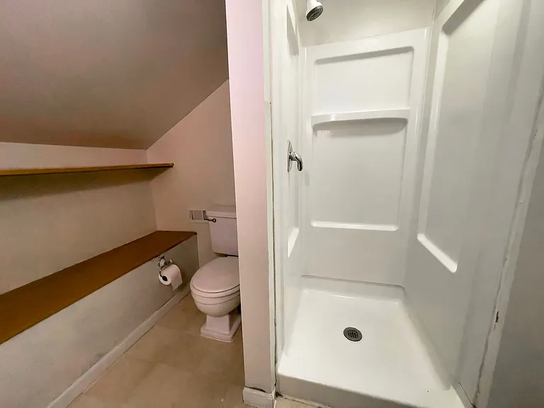 215 S Talley Ave — Photo 23