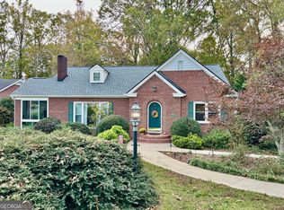 213 Lake Forest Dr, Elberton, GA 30635