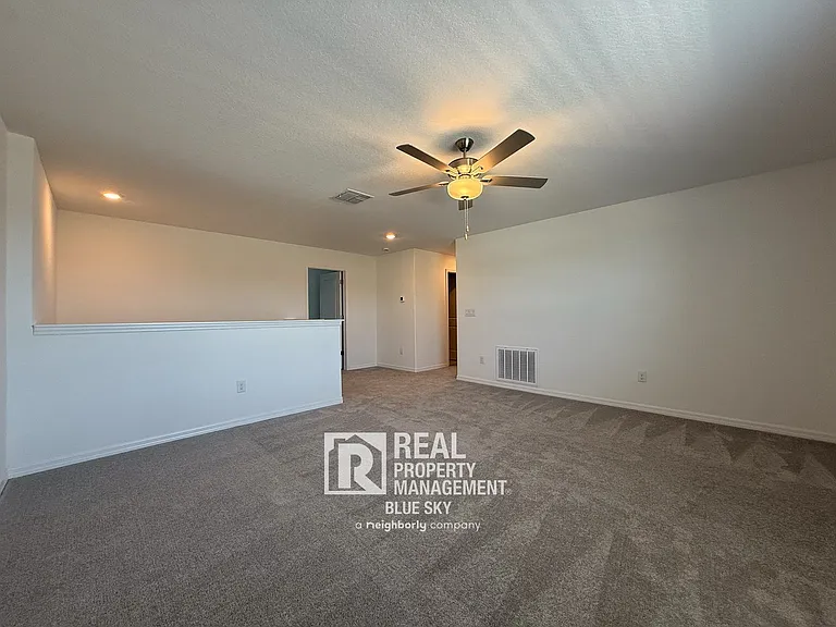 36590 Garden Wall Way — Photo 22