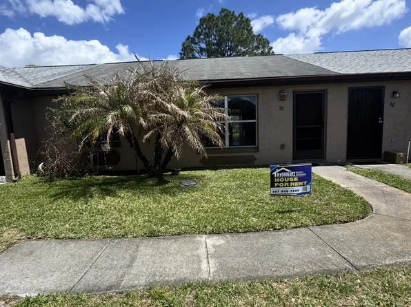 37 Las Brisas Way, Kissimmee, FL 34743