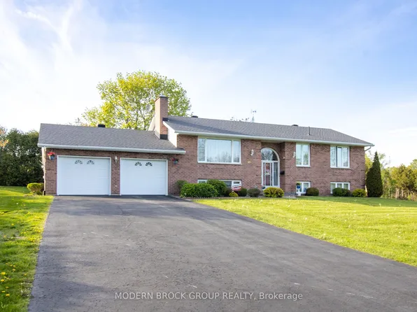 24 Bernard Cres, Augusta, ON K6V 5T1