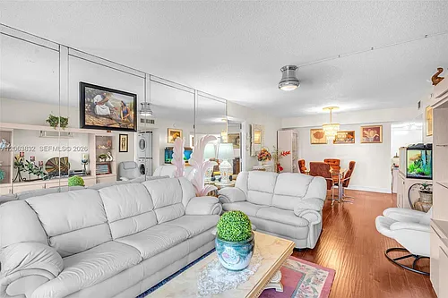4160 Inverrary Dr #308 Photo 1