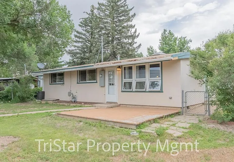 3212 Illinois Ave — Photo 4