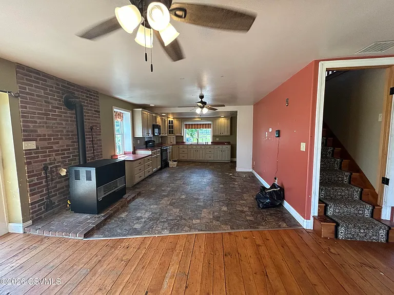 687 Hanselman Rd — Photo 13