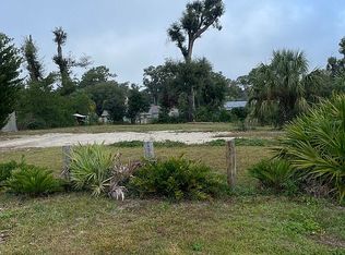 211 E Washington Ave, Deland, FL 32724