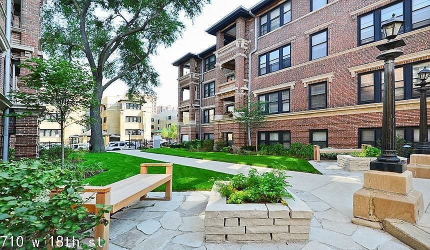 1st image of 710 W 18th St #1124