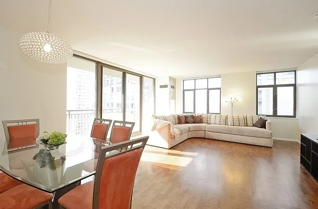 2 bed, 1365 sqft, $3,800 — Photo 4