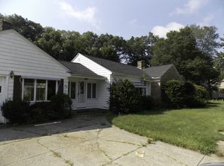 60 Deer Run Trl, Smithfield, RI 02917