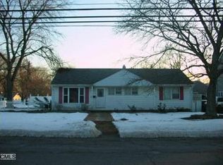 3575 Old Town Rd, Bridgeport, CT 06606