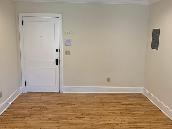 2nd image of 1186 Grand Ave APT 4