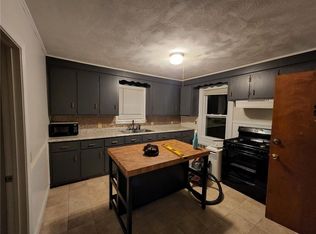 30 Thompson Ave, Bristol, RI 02809