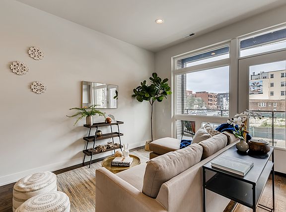 3rd image of 2351 W North Ave #3E