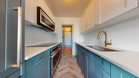 Rented by Bond New York