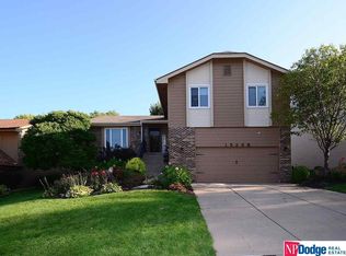 15306 Bemis St, Omaha, NE 68154