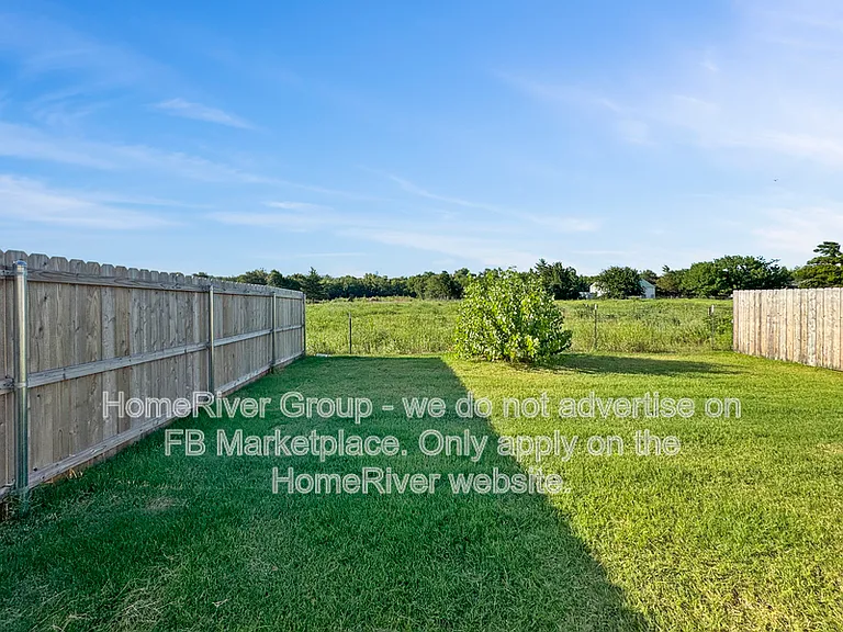 1212 Guthrie Farms Blvd — Photo 17