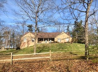 511 Pinecrest Dr, Huntington, WV 25705