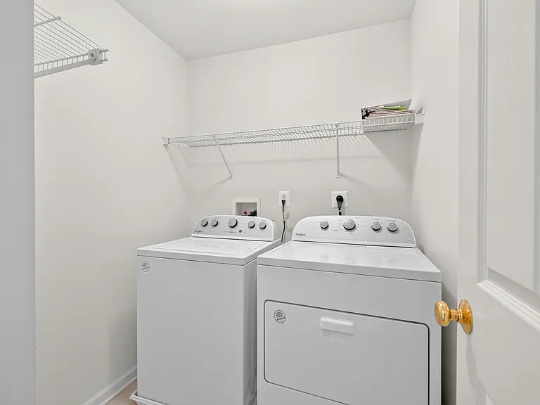 335 Wheatfield Cir — Photo 11