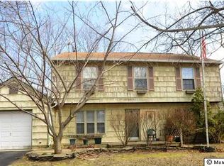 961 Claire Dr, Lakewood, NJ