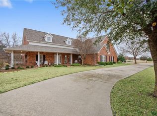7407 Somerset Ln, Aubrey, TX 76227